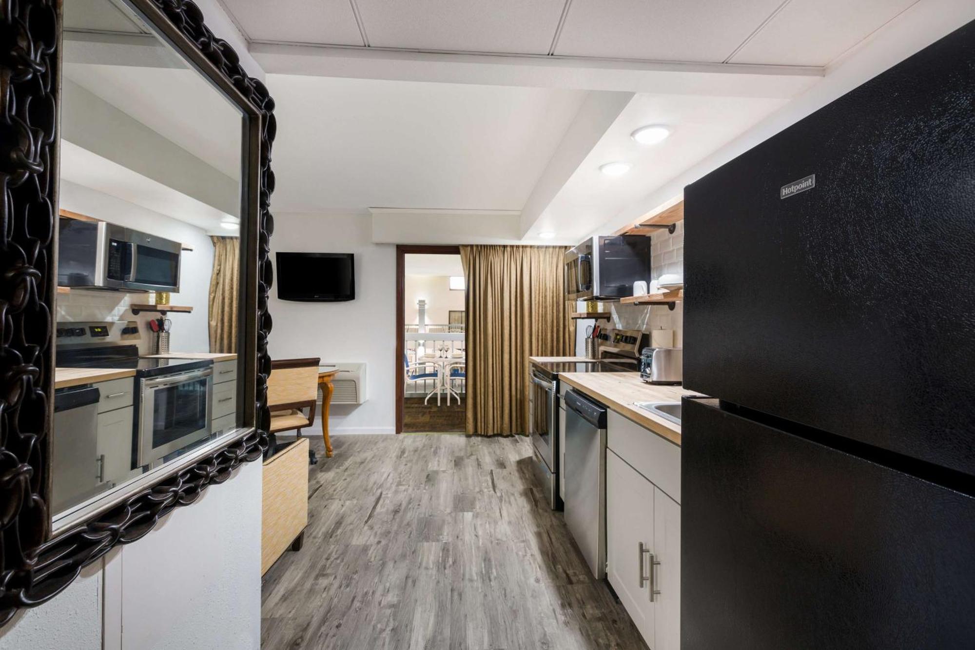 Revel Hotel Minot - Surestay Collection By Best Western Eksteriør bilde